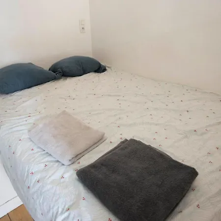 Apartment Bright And Charming In Belleville *
